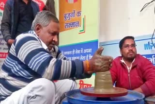 mla panchulal prajapti made pottery