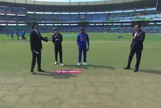 IND vs NZ  IND vs NZ 2nd ODI toss report  india vs new zealand 2nd ODI toss report  india vs new zealand  ഇന്ത്യ vs ന്യൂസിലന്‍ഡ് രണ്ടാം ഏകദിനം ടോസ്  ഇന്ത്യ vs ന്യൂസിലന്‍ഡ്  രോഹിത് ശര്‍മ  ടോം ലാഥം  Rohit Sharma  Tom Latham