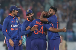 India vs New Zealand 2nd ODI,  India win toss, opt to bowl