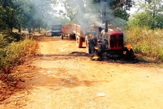 Naxalites set fire to vehicles in Sukma