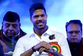 cricketer umesh yadav cheated  umesh yadav  umesh yadav cheated lakhs of rupees  umesh yadav cheated by his friend turned manager  Indian pacer Umesh Yadav  Shailesh Thakre case  Shailesh Thakre umesh yadav manager  latest news in maharastra  latest news today  latest national news  സുഹൃത്തായ മാനേജര്‍ക്കെതിരെ കേസെടുത്ത് പൊലീസ്  ഷൈലേശ് താക്കറെ  ഉമേഷ് യാഥവിന്‍റെ മാനേജര്‍  ഇന്ത്യന്‍ പേസര്‍  സ്ഥലത്തിന്‍റെ പേരില്‍ ഉമേഷ് യാഥവിനെ കബളിപ്പിച്ചു  മഹാരാഷ്‌ട്ര ഏറ്റവും പുതിയ വാര്‍ത്ത  ഇന്നത്തെ പ്രധാന വാര്‍ത്ത  ഏറ്റവും പുതിയ ദേശീയ വാര്‍ത്ത