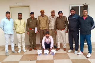 accused arrested with illegal weapons in Bhiwani