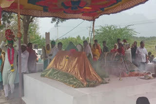 இந்து - இஸ்லாமியர்கள் கொண்டாடும் 700-ஆண்டு பழமையான கந்தூரி விழா