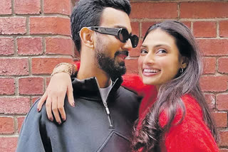 Kannadiga KL Rahul marriage  Kannadiga KL Rahul and Athiya Shetty to tie  KL Rahul and Athiya Shetty to tie the knot today  Cricketer KL Rahul wedding in Pune  ಕನ್ನಡಿಗ ಕೆಎಲ್​ ರಾಹುಲ್​ ಜೊತೆ ಅಥಿಯಾ ಕಲ್ಯಾಣ  ಸುನೀಲ್​ ಶೆಟ್ಟಿ ಮಗಳ ಮದುವೆ ಸಮಾರಂಭ  ಶೆಟ್ಟಿ ಜೊತೆ ಕನ್ನಡಿಗ ಕೆಎಲ್​ ರಾಹುಲ್​ ಇಂದು ಮದುವೆ  ಲೋನಾವಾಲಾದಲ್ಲಿ ಬಿಗಿ ಭದ್ರತೆ  ಭಾರತದ ಸ್ಟಾರ್ ಕ್ರಿಕೆಟಿಗ ಕೆಎಲ್ ರಾಹುಲ್ ದಾಂಪತ್ಯ ಜೀವನ  ಗೆಳತಿ ಅತಿಯಾಶೆಟ್ಟಿ ಅವರನ್ನು ಮದುವೆ  ಆಥಿಯಾ ಶೆಟ್ಟಿ ಮತ್ತು ಕೆಎಲ್ ರಾಹುಲ್ ಅವರ ಸಂಗೀತ ಸಮಾರಂಭ  ಮದುವೆ ಮತ್ತಿತರ ಕಾರ್ಯಕ್ರಮಗಳು