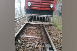 Guard coach of goods train derails