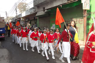 नेताजी सुभाष चंद्र बोस की जयंती पर निकाला गया विशाल पथ संचालन