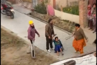 Video of hooliganism of policeman in Hoshiarpur goes viral