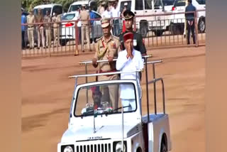 Governor Thawar Chand Gehlot speaking at the Republic Day function