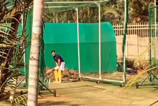 ms dhoni practice  csk  csk captain ms dhoni practice  ipl 2023  ipl 2023 csk squad  എം എസ് ധോണി  എം എസ് ധോണി പരിശീലനം ആരംഭിച്ചു  ജാർഖണ്ഡ് ക്രിക്കറ്റ് അസോസിയേഷൻ  സിഎസ്‌കെ  ചെന്നൈ  ഐപിഎല്‍