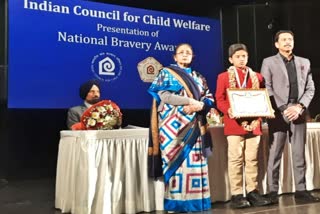 Shaurya award to boy named Davanagere Keerthi