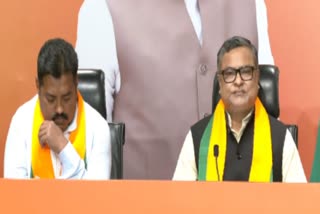 Two left leaders from Tripura join BJP  Tripura Two CPM leaders including MLA joined BJP  Two CPM leaders including MLA joined BJP  MLA and Former MLA joined BJP in Tripura  Chief Minister Manik Saha  Manik Saha  തൃപുരയില്‍ സിപിഎം എംഎല്‍എമാര്‍ ബിജെപിയിലേക്ക്  സിപിഎം എംഎല്‍എമാര്‍ ബിജെപിയിലേക്ക്  എംഎല്‍എമാര്‍ ബിജെപിയിലേക്ക്  സംസ്ഥാന തെരഞ്ഞെടുപ്പ്  മൊബഷര്‍ അലി  സുബാല്‍ ഭൗമിക്  തൃപുര മുഖ്യമന്ത്രി  ബിജെപി  പ്രധാനമന്ത്രി മോദി  മോദി  നരേന്ദ്രമോദി