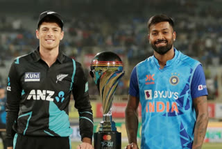 ہندستان نے ٹاس جیت کر نیوزی لینڈ کو بلے بازی کی دعوت دی