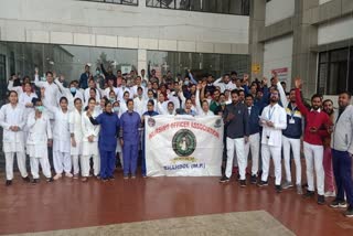 shahdol medical college staff protest