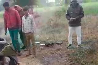 Funeral under open sky at Iklod in Vidisha district