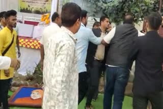 ABVP And Congress workers fight in Bilaspur