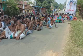 Villagers road blockade protested against the police without wearing shirts