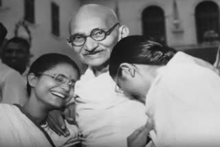 mahatma gandhi martyrs day