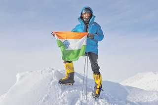 Visakha  young man climbed seven high peaks