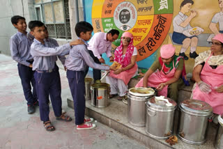 Central team starts review of midday meal scheme in West Bengal