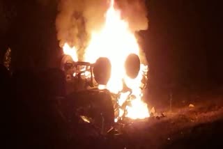 driver burnt after truck accident in dhenkanal