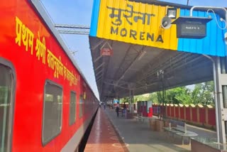 Rajasthan police personnel assaulted at Morena railway station
