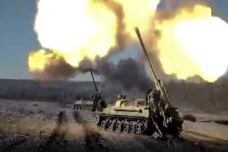 The Russian army's self-propelled cannons fire at Ukrainian troops at an undisclosed location