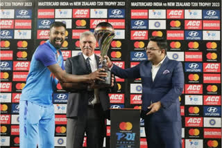 Hardik pandya first indian player to score 4000 plus runs and 100 plus wickets t20 tournament