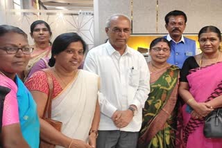 Minister Halappa Achar with Anganavadi workers