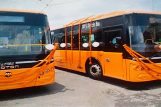 Operation of buses on roads of Raipur