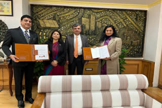 MoHUA signs MoU to develop Waste to Wealth plants in million plus cities
