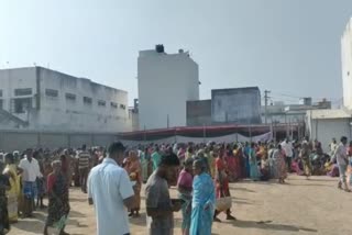 4 women died in the crowd event of free dhoti and saree distribution