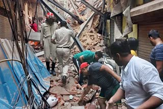 Consumer Committee Slams Insurance Company in Case of Collapse of Building Slab; Ordered to Pay Rs.30 Lakhs