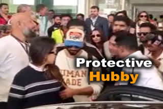 Shahid Kapoor protects wife Mira Kapoor from crowd as they reach Jaisalmer for Sid-Kiara's wedding - video