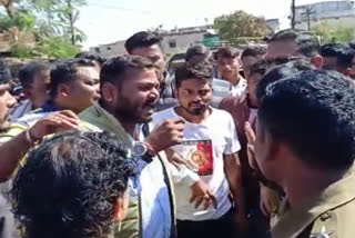 betul nsui worker stop mla car