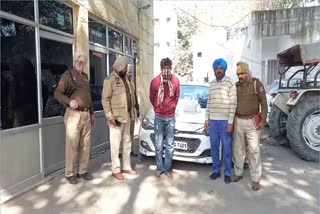 BSF ਨੇ ਲੱਖਾਂ ਦੀ ਕਰੰਸੀ ਅਤੇ ਹੈਰੋਇਨ ਸਮੇਤ ਇੱਕ ਕੀਤਾ ਕਾਬੂ,