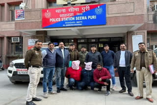 Delhi Police busts honey trap racket