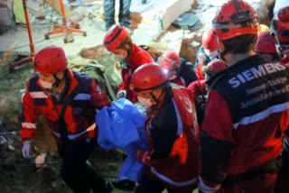 7.8 magnitude quake knocks down buildings in central Turkey