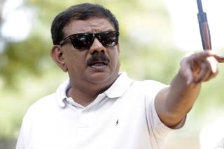 Priyadarshan says he will never do historic films  Priyadarshan will never do historic films  Priyadarshan  തുറന്ന് പറഞ്ഞ് പ്രിയദര്‍ശന്‍  പ്രിയദര്‍ശന്‍  ചരിത്ര സിനിമകള്‍ ചെയ്യില്ലെന്ന് പ്രിയദര്‍ശന്‍  Priyadarshan will not direct historic films  Priyadarshan about historical films  Priyadarshan about acting and direction  Priyadarshan about social media comments  Priyadarshan about Malayalam movies popularity  ചരിത്ര സിനിമകളെ കുറിച്ച് പ്രിയദര്‍ശന്‍