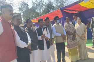 upa-candidate-bajrang-mahto-filed-nomination-for-ramgarh-by-election