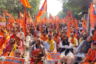 BJP protest near Delhi CM's residence demanding salaries to temple priests