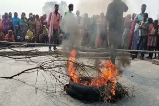 पूर्णिया में ग्रामीणों ने किया हंगामा