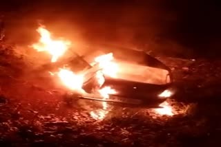 Woman burnt alive by fire in car at Gaya