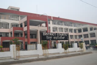 Attempt to abduct the girl who came in the bathinda court