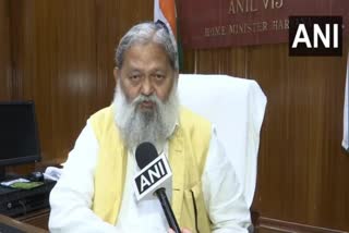 Dress code to Govt hospital staffs in Haryana  Dress code to Govt hospital staffs  Haryana Govt hospital staffs Dress code  Haryana Health Minister Anil Vij  Haryana Minister Anil Vij  ആശുപത്രി ജീവനക്കാര്‍ക്ക് ഡ്രസ് കോഡ്  ഹരിയാനയിലെ സര്‍ക്കാര്‍ ആശുപത്രി  സര്‍ക്കാര്‍ ആശുപത്രി ജീവനക്കാര്‍ക്ക് ഡ്രസ് കോഡ്  ആരോഗ്യ മന്ത്രി അനില്‍ വിജ്  ഡ്രസ് കോഡ് പ്രൊഫഷണലിസത്തിന്‍റെ ഭാഗം  അനിൽ വിജ്  ഹരിയാന