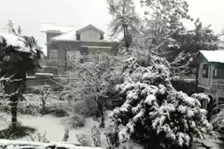 Heavy snowfall in Jammu and Kashmir valley areas