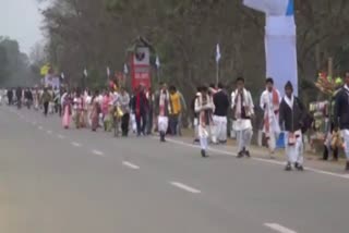 Devotees gathered at Paramanand Ata Samannya Kshetra in Jonai