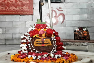 Jageshwar Mahadev Temple in Jaipur where counting of time done by the Sun rays