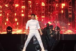 Singer Shaan Performance in MNIT