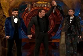 MC Stan won bigg boss 16 trophy