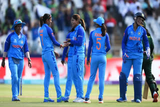 Virat and Sachin are excited about the victory of the women's cricket team